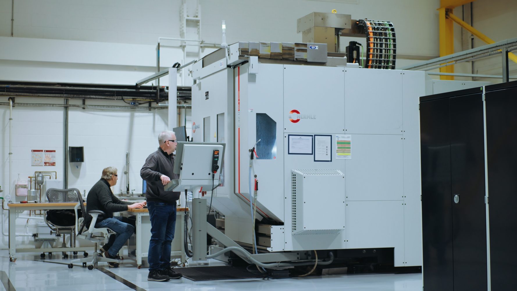How digital twins for manufacturing are supercharging efficient factory ...